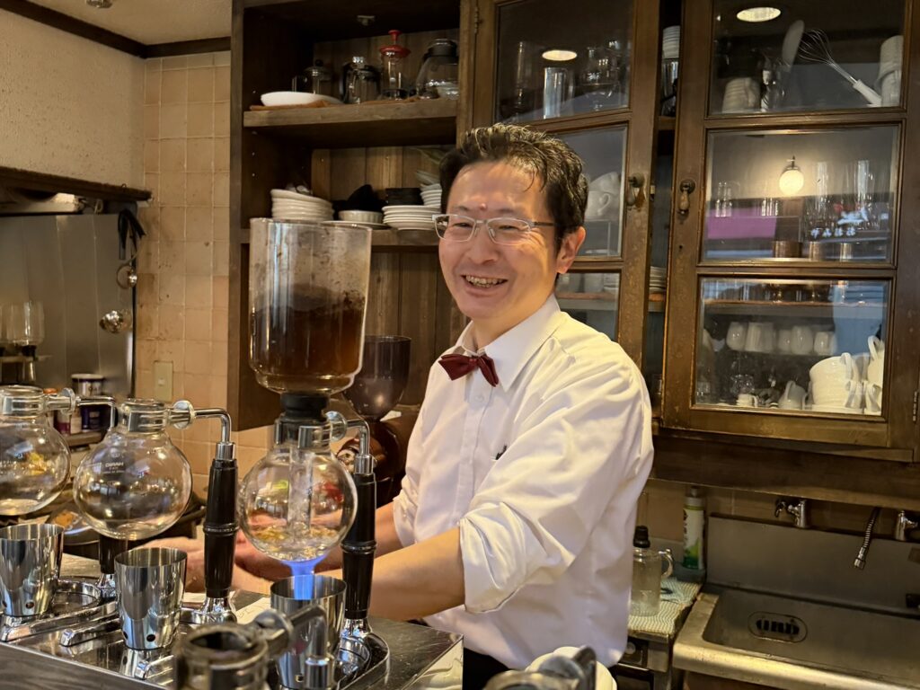 珈琲文明のマスター赤澤さん