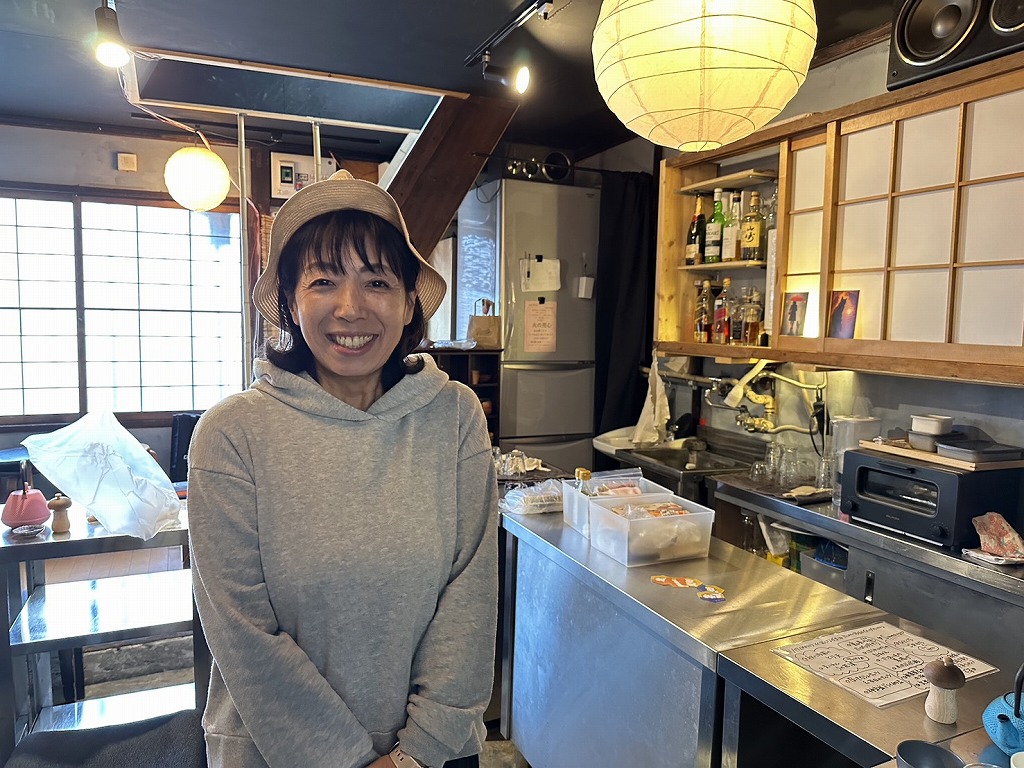 お氣持ちやゆるりの店主