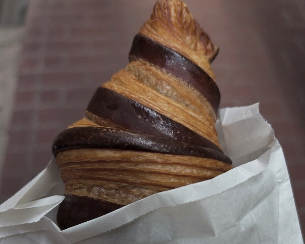 La Boutique de Mamoru（ラ ブティック ドゥ マモル）のクロワッサン　ショコラ