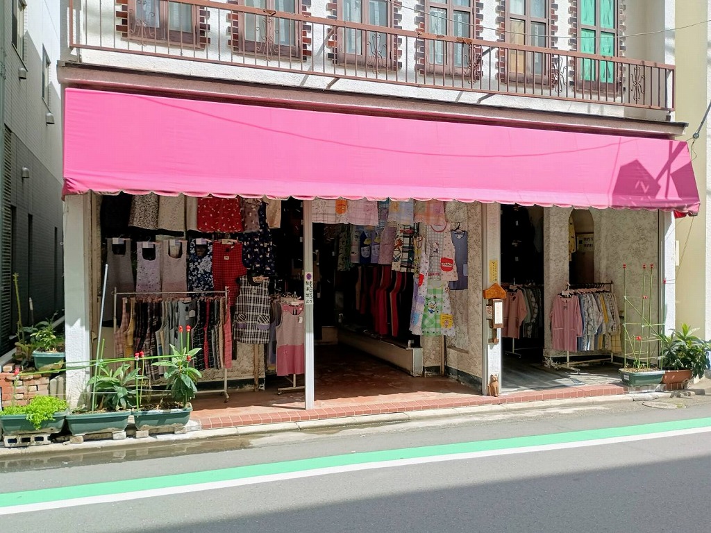 レトロな洋品店