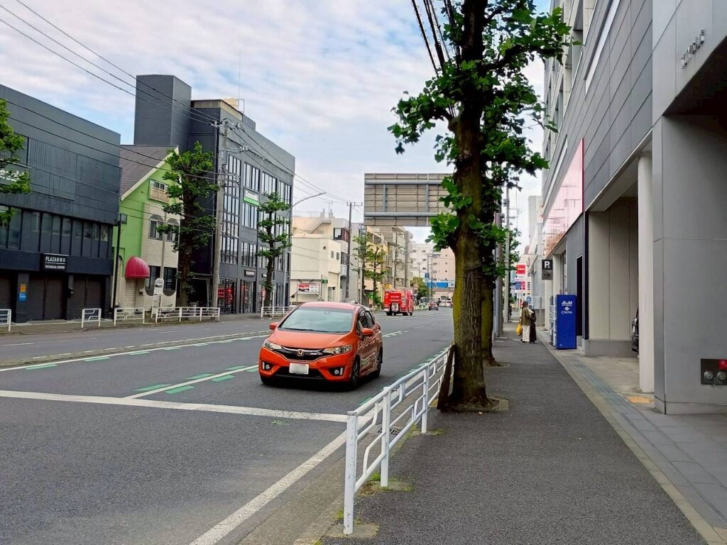 六角橋さんぽの風景～上麻生道路
