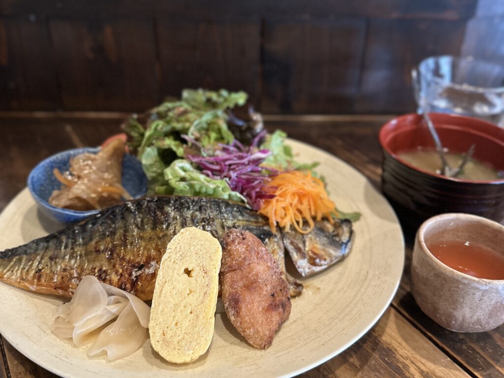 焼き鯖定食