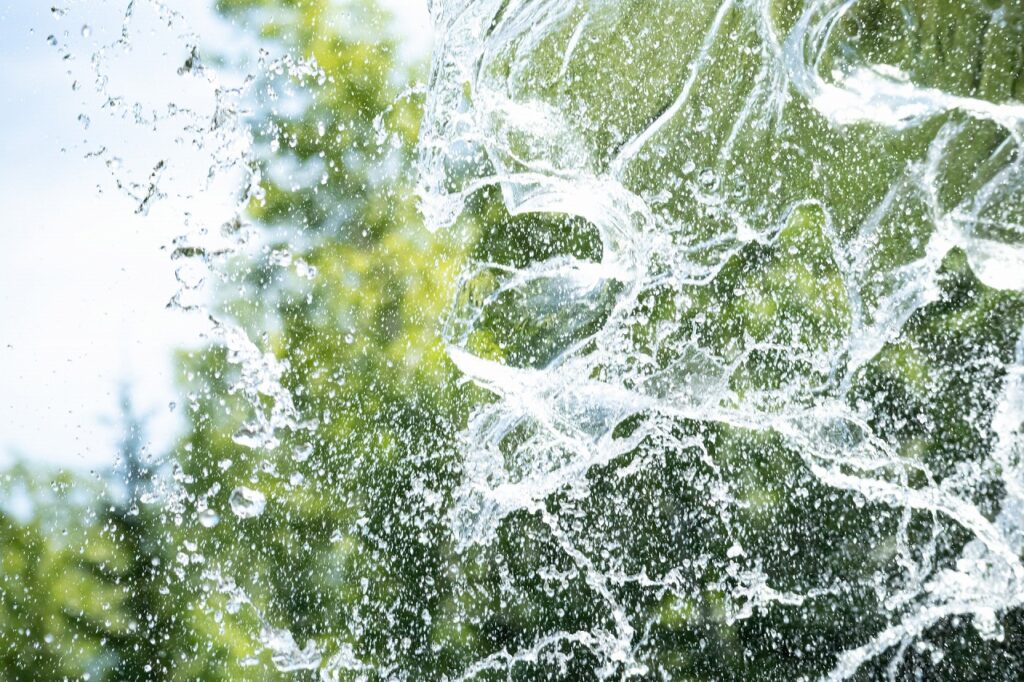 水しぶき