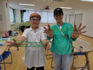パプアニューギニアの難しいあやとり「天の川」