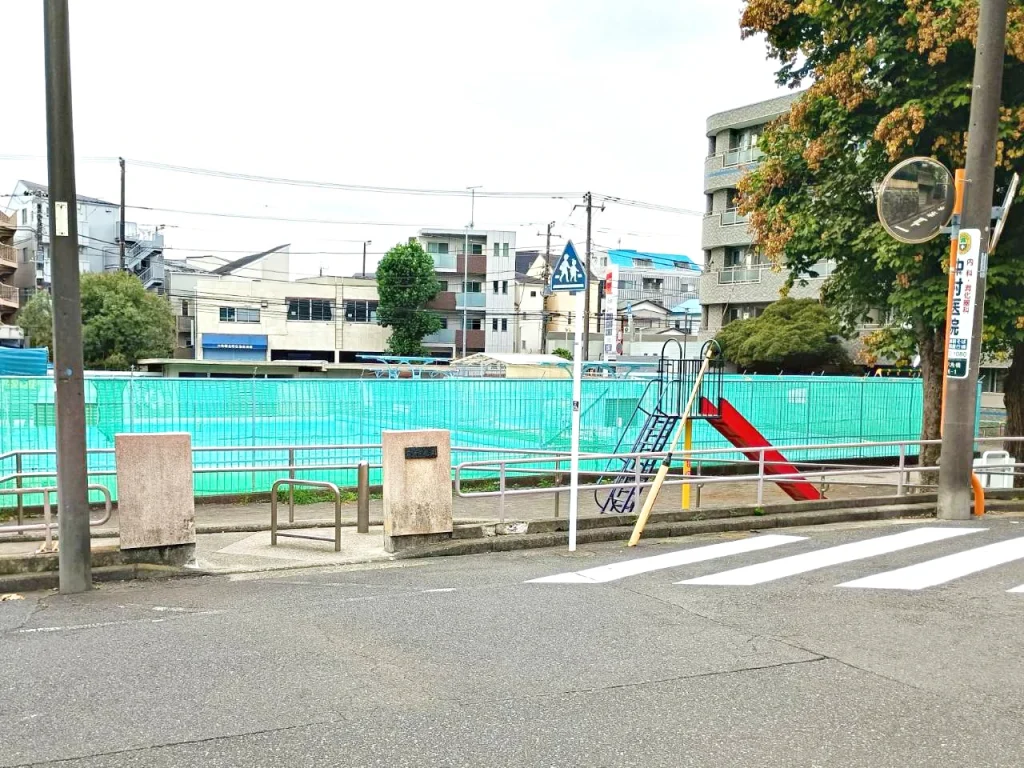 のろ猫まち歩き